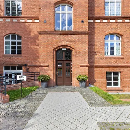 Lejlighed Waterlane Vintage Blisko Stoczni Gdanskiej By Renters Gdańsk